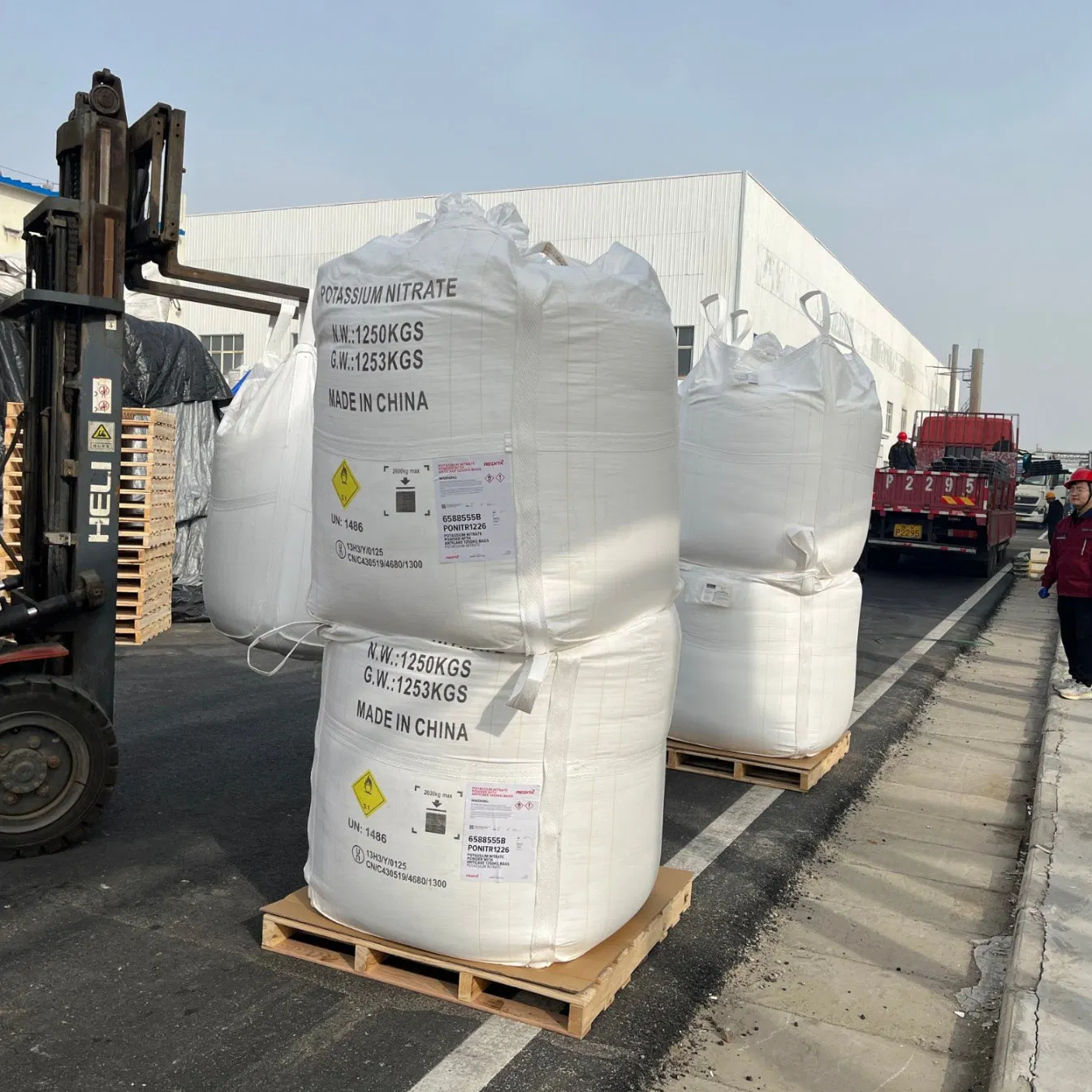 Outlet Price Soluble Potash Fertilizer Kno3 Potassium Nitrated Fertilizer Nop 13-0-45 Fertilizer