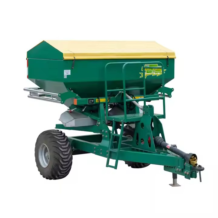 Large Capacity Farmyard Animal Waste Ertilizer Spreaders