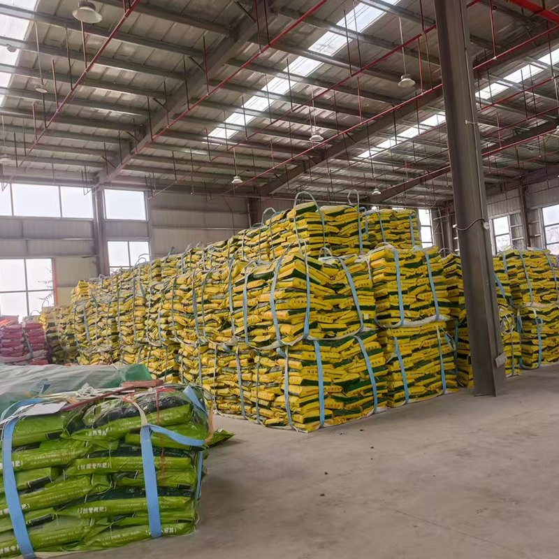 Factory Price Granular NPK 15-5-10 4-0-40 6-0-10 Compound Agriculture Fertilizer for Rice/Wheat/Corn