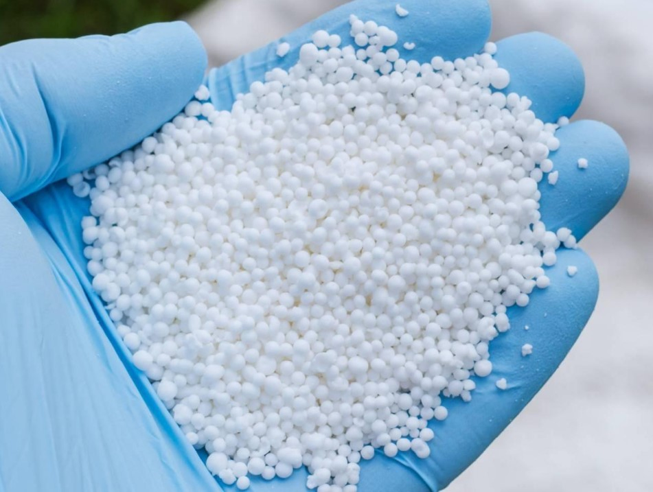Best Price 46% Urea Nitrogen Fertilizer N46 57-13-6
