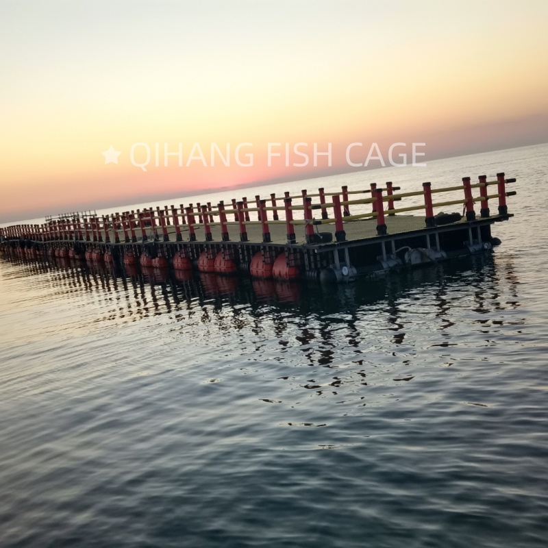 Qh-Fish Cage HDPE Floating Platform with Anti Wave Technology