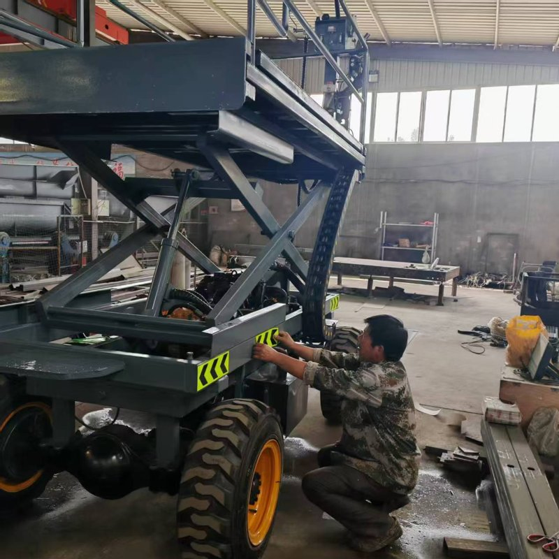 Self-Propelled Orchard Platform - Technology Empowers Precision Farming