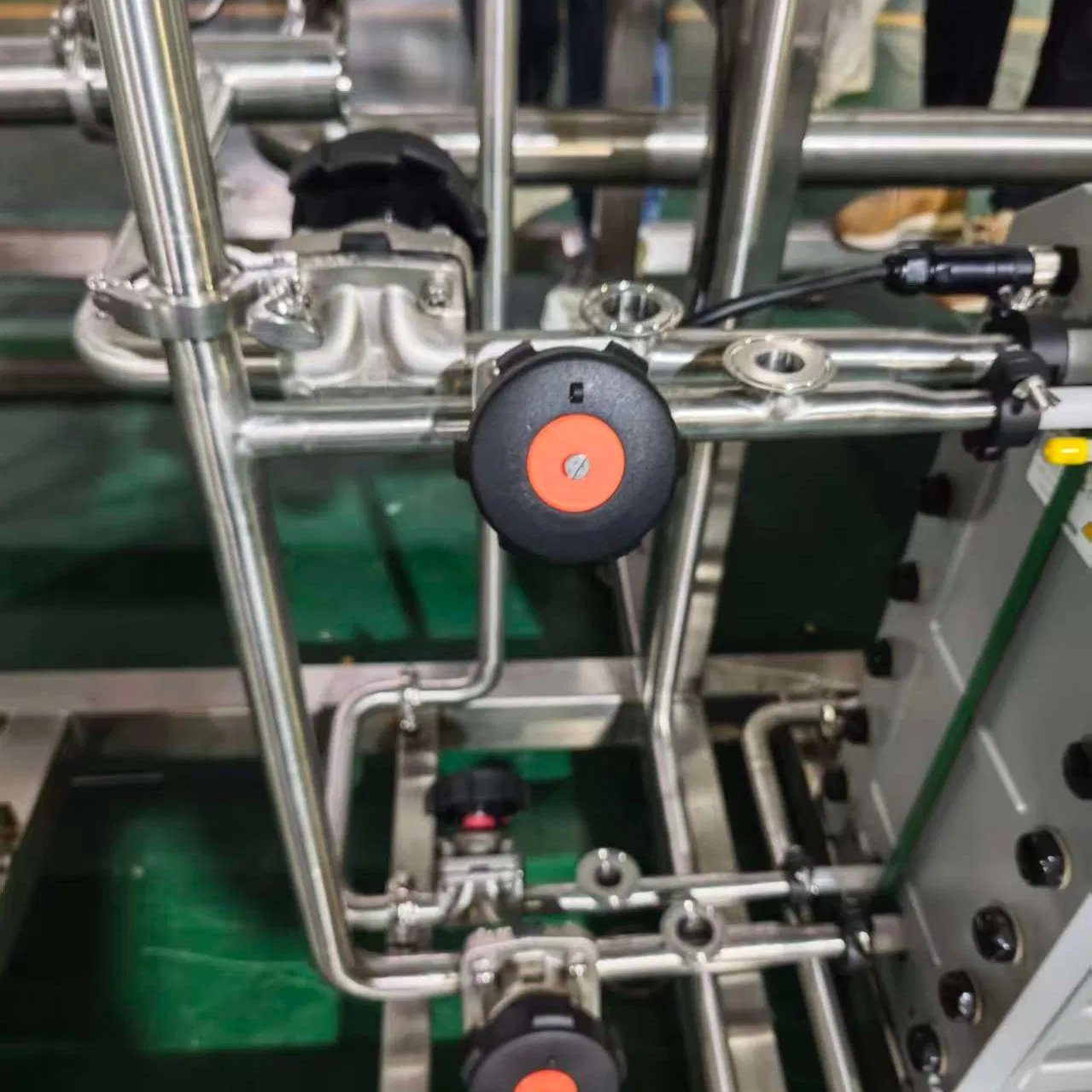 Premium Water Filtration Solutions for Beverage Manufacturing Processes