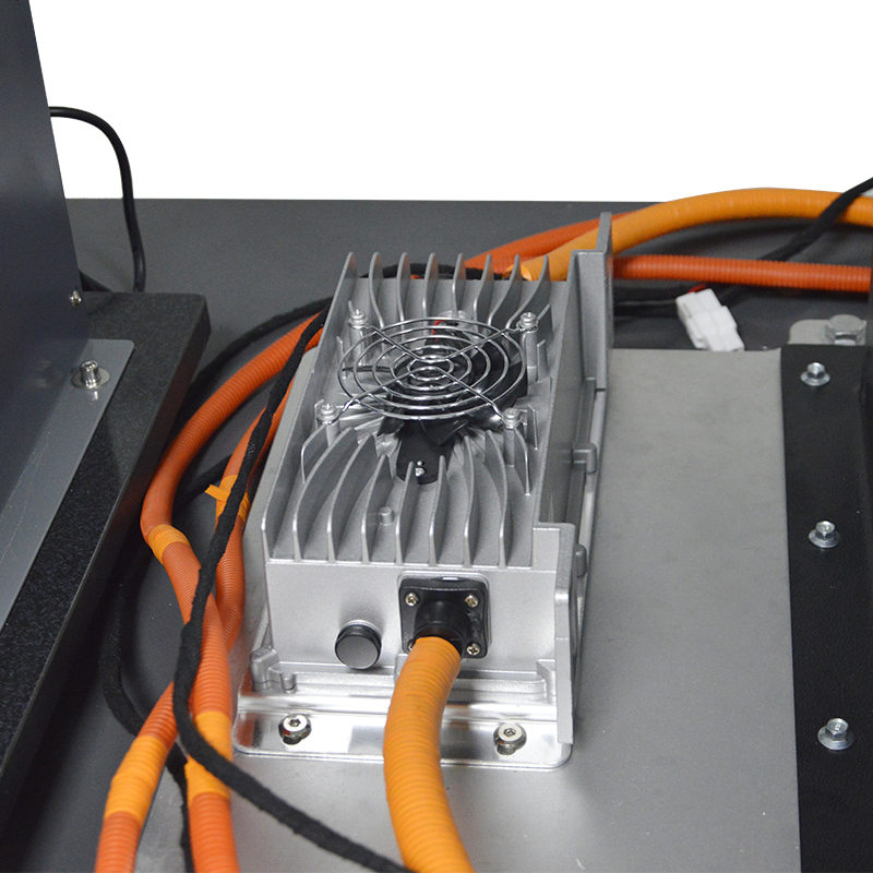 Battery Assembly Debugging and Testing Technology Platform for Educational Training