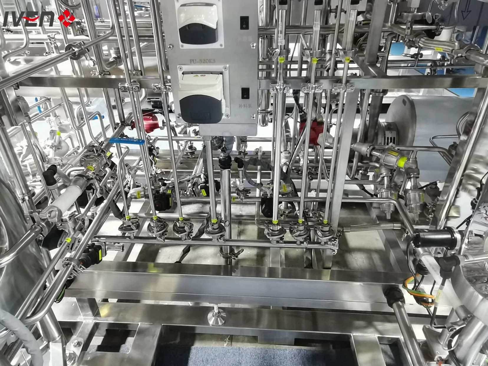 Bioreactor Solutions for Pharmaceutical Biotechnology with High Quality