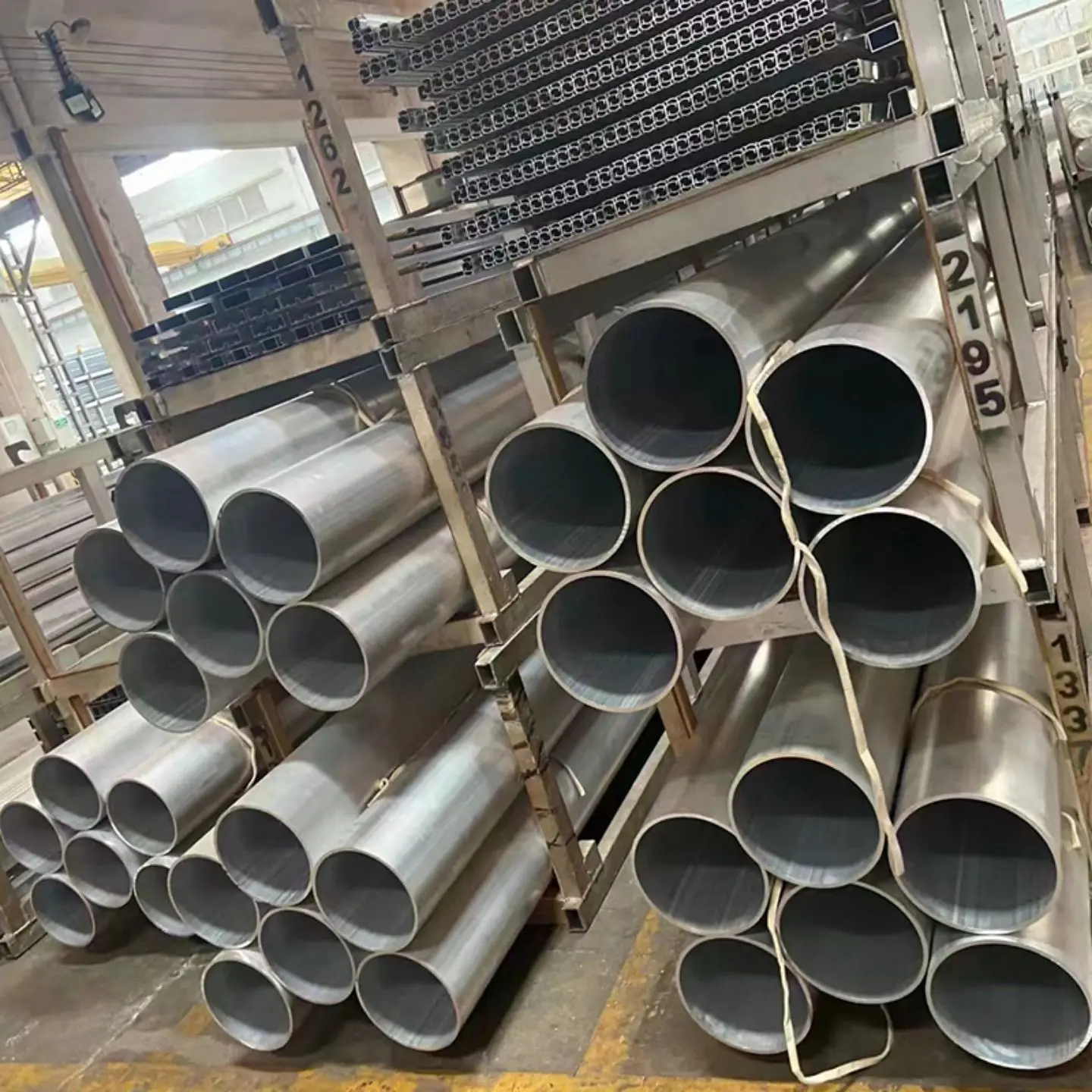 China ASTM B211 ASTM B221Extruded Aluminum Rod High strength aluminum alloy bar  Corrosion-resistant aluminum rod Manufacturer, Manufacturers