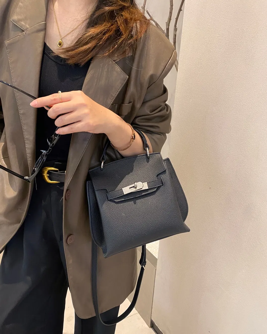 Handbag 14