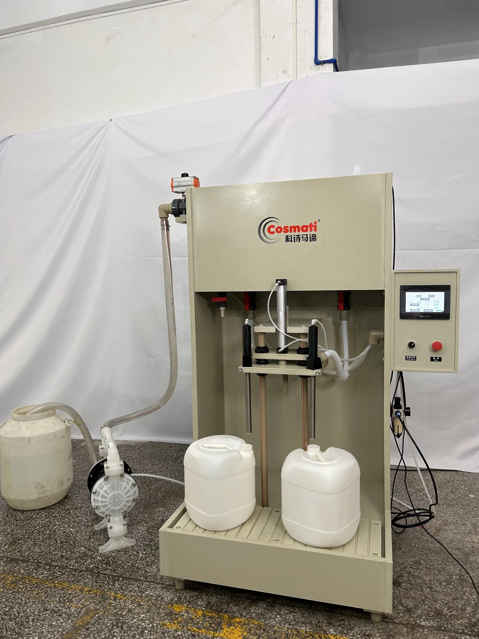 5L Liquid Fertilizer Pesticide Rust Remover Double Heads Anti-Corrosive Liquid Filling Machine