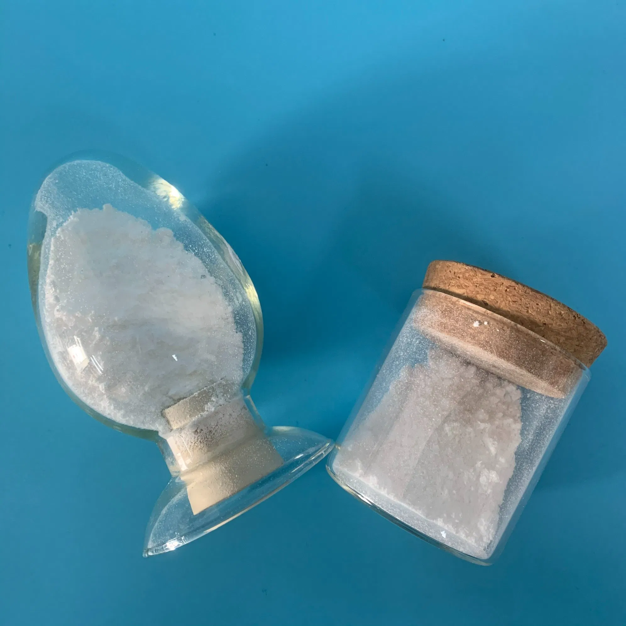 Customizable Particle Size Medical Grade 99.9% High Purity Biodegradable Plla Microspheres Powder for Aesthetics Use and Drug Delivery