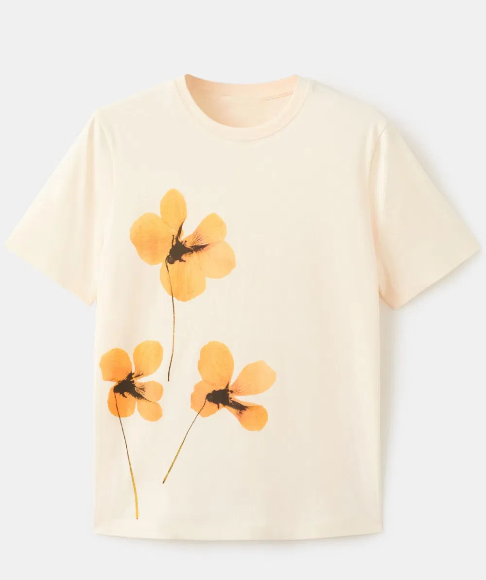 T-Shirt Detail 1