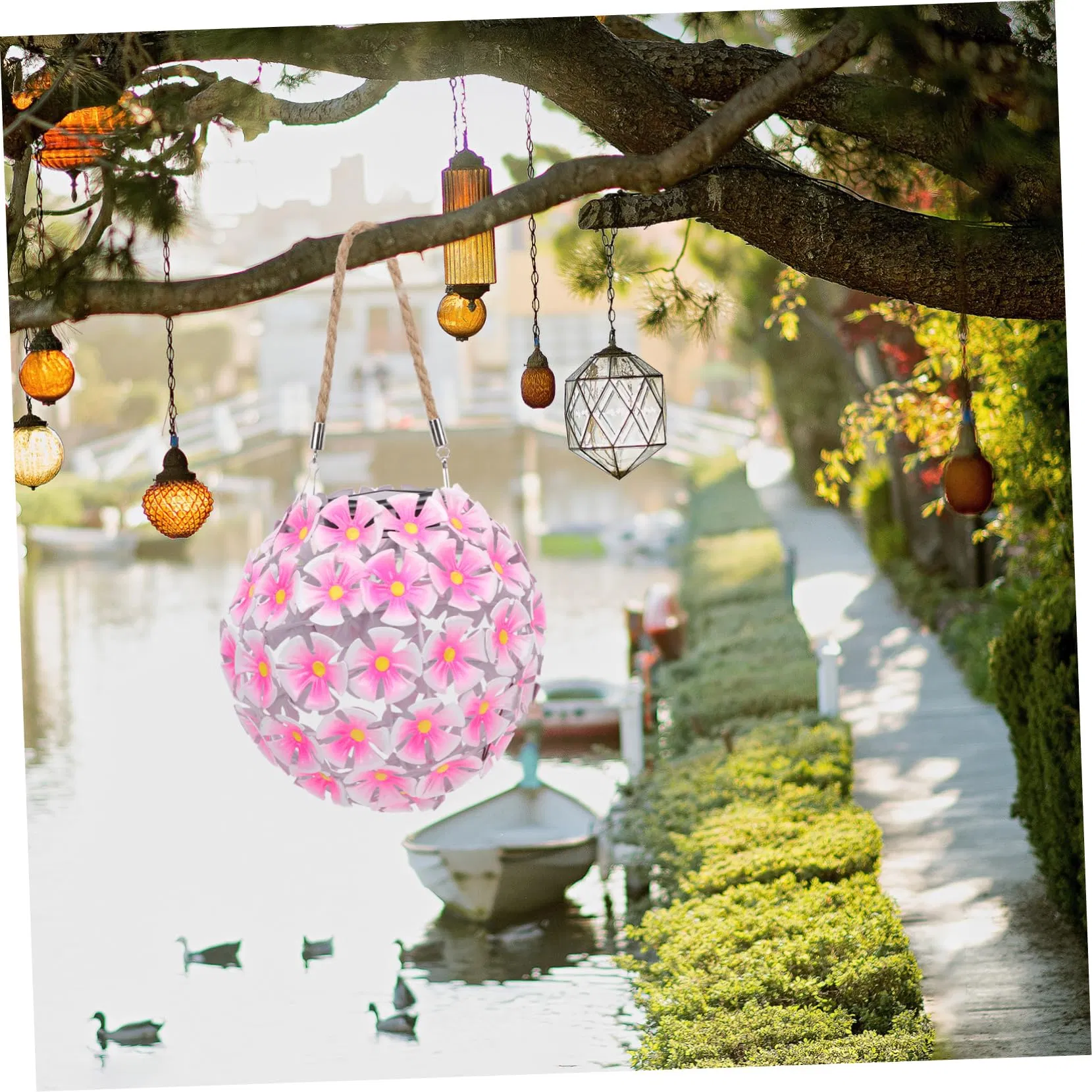 Hanging Outdoor Decorative LED Solar Powered Garden Lantern Lights Outside for Yard Patio Lawn Decorations