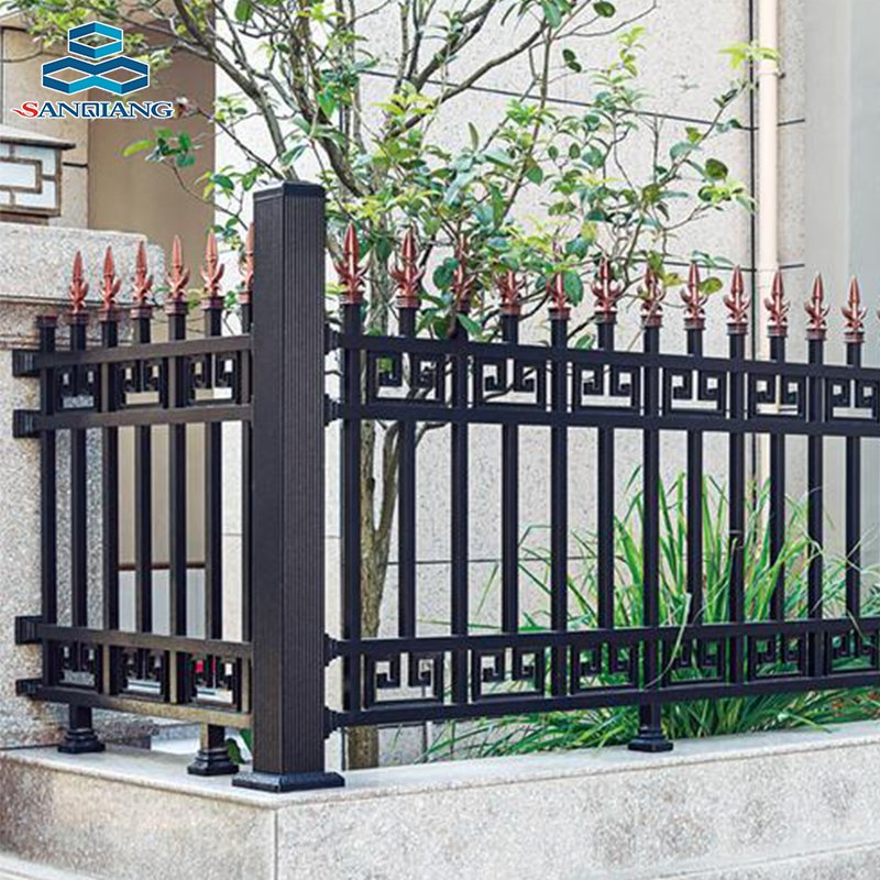 Artistic Iron Metal Security Fencing for Home Beauty