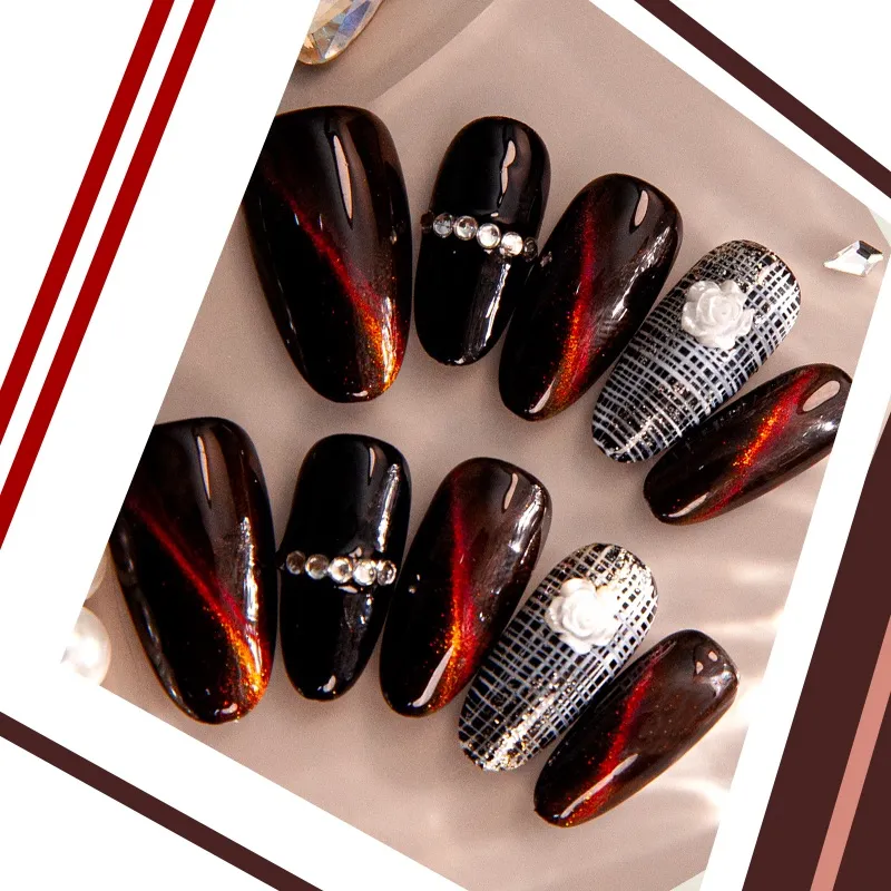 Cat Eye Nails Design 1