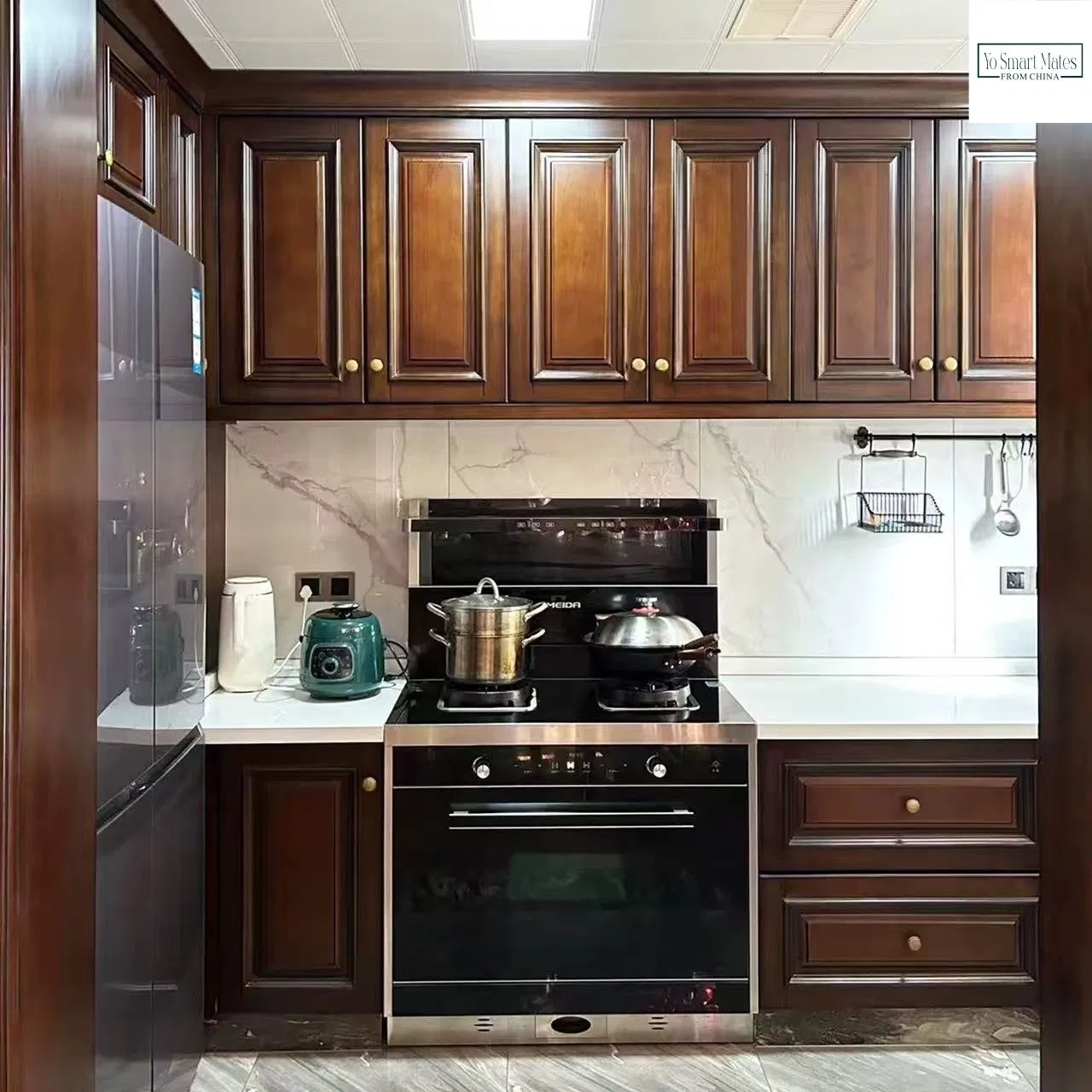 Retro Style Kitchen Cabinets Custom Shape Design Reproduce Classic Kitchen Home Aesthetic Style