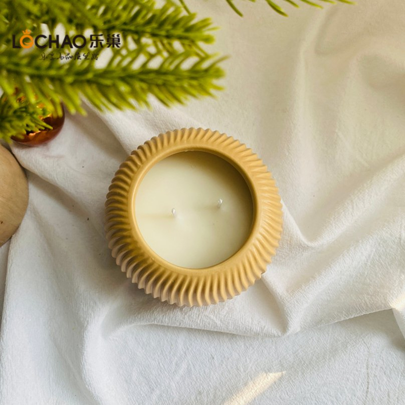 Minimalist Textured Ceramic Jar Large Mouthed Cup Scented Candle for Home Ambience