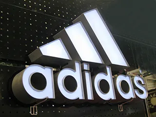 Acrylic LED Illuminated Chain Store Front Door Signs Hair Salon Sign Board