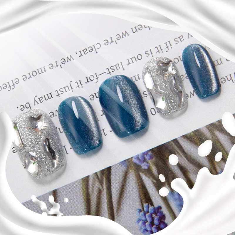 Luxury Silver &amp; Navy Blue Press-on Nails with Crystal Stars