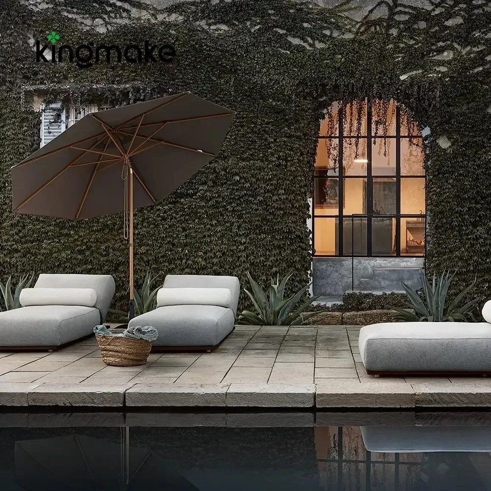 Retro-Style Solid Wood Outdoor Patio Garden Furniture Sun Lounge Lumbar-Friendly for Long-Time Sitting