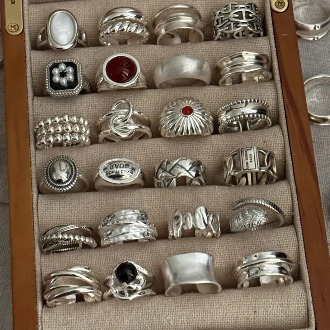 Silver Ring View 1