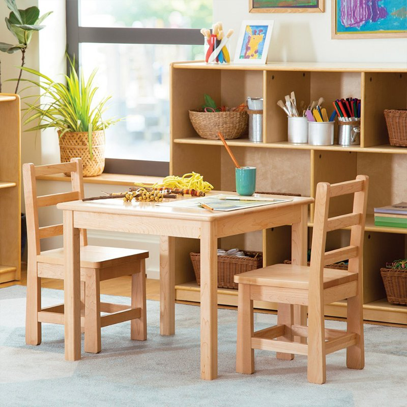 Natural Wood Montessori Environment Layout for Preschool Education Centers