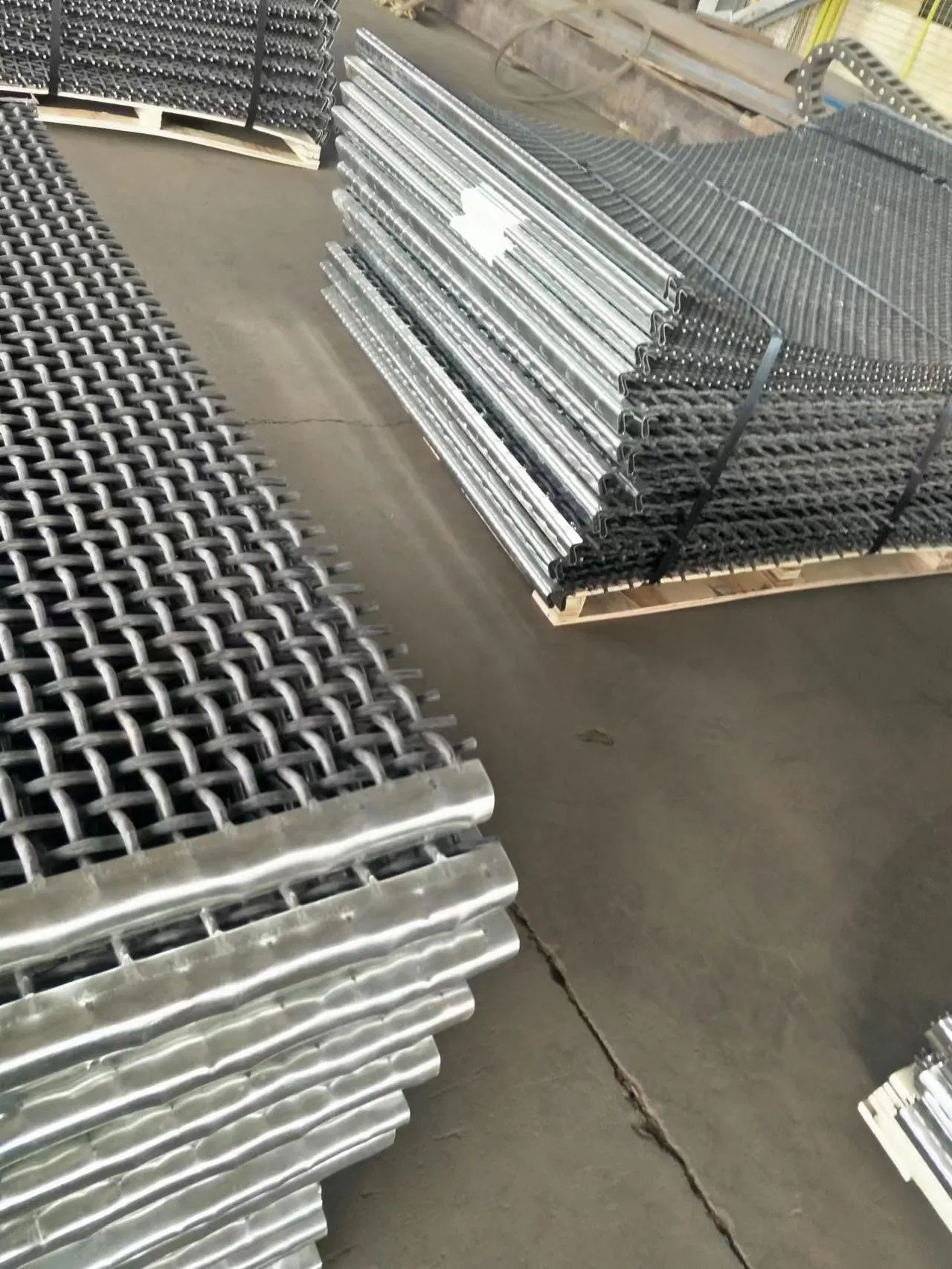 TEC-SIEVE Crimped Woven Wire Mesh/Vibrating Screen Mesh/Hook Mining Screen Mesh