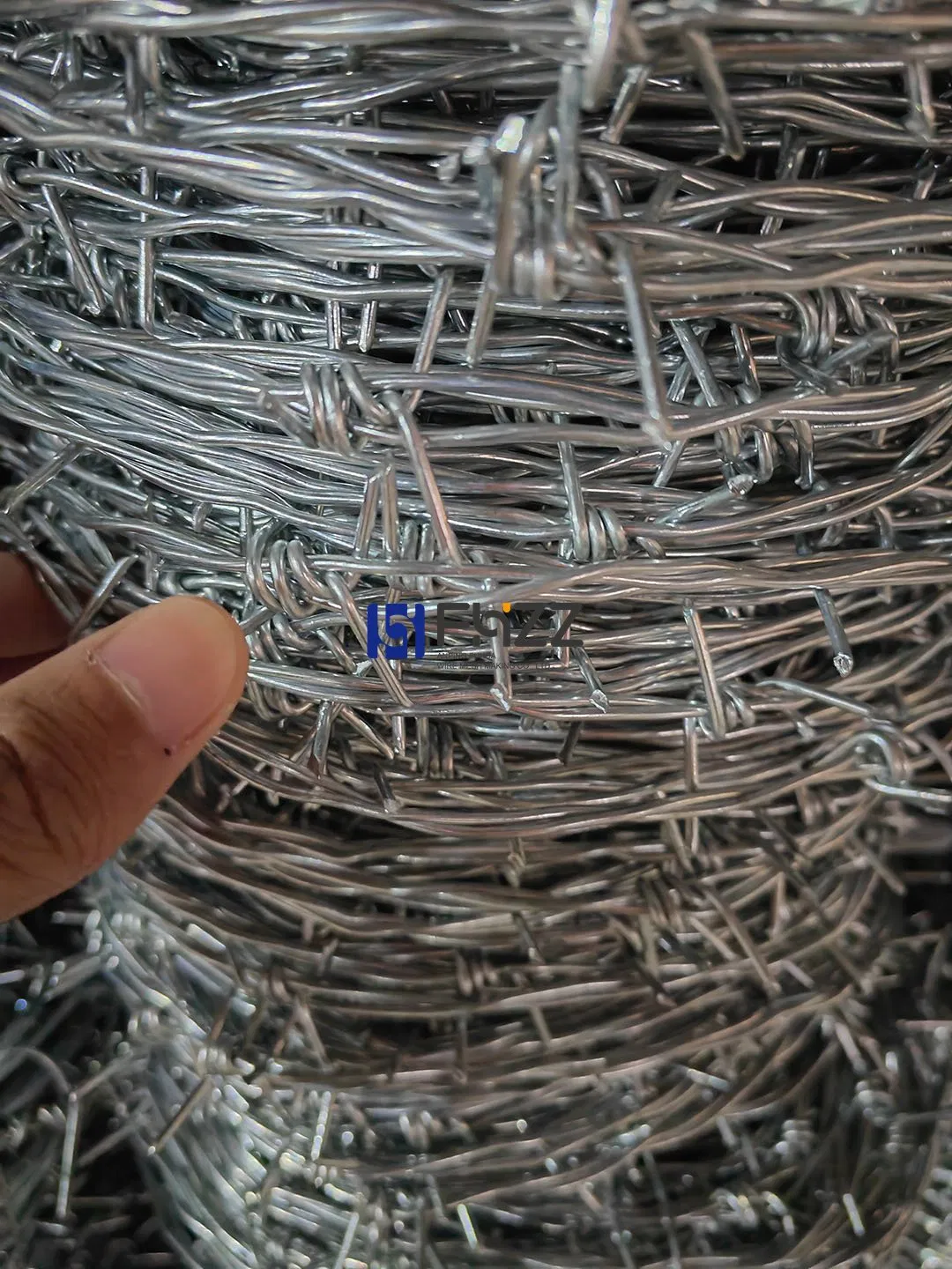 Hot-Dipped Galvanized Double Strand Carbon Steel Barbed Wire