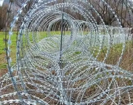 Razor Wire Installation 3
