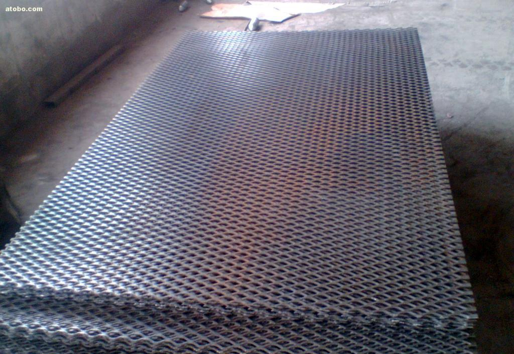 Galvanized Carbon Steel Expanded Metal Mesh / Expanded Metal Steel Walkway Grating/ Pulled Plate Expanded Wire Mesh for Walkway Zoo Fence Mesh
