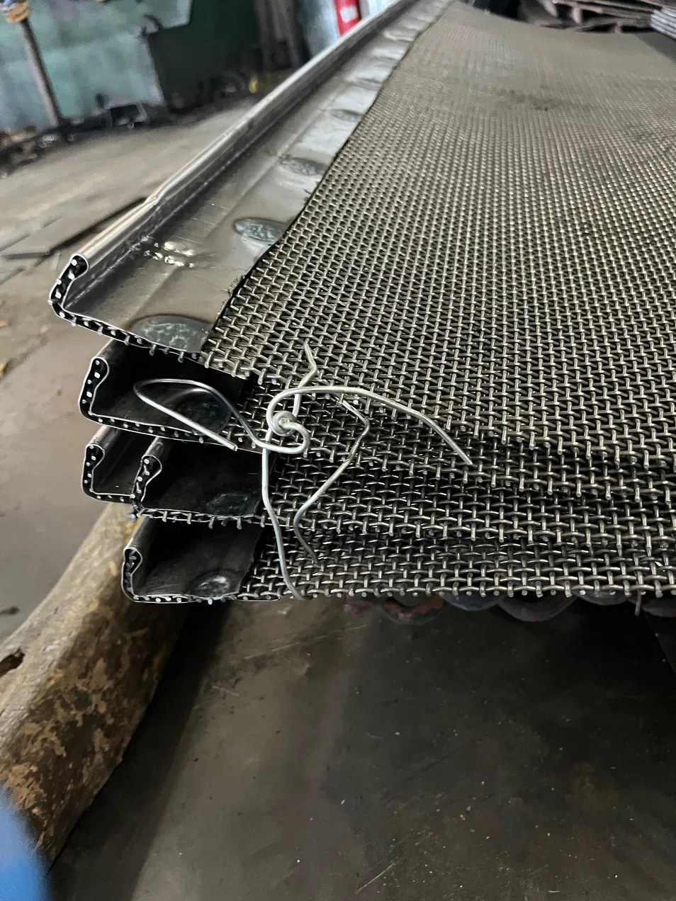 Crimped Wire Mesh Detail 1