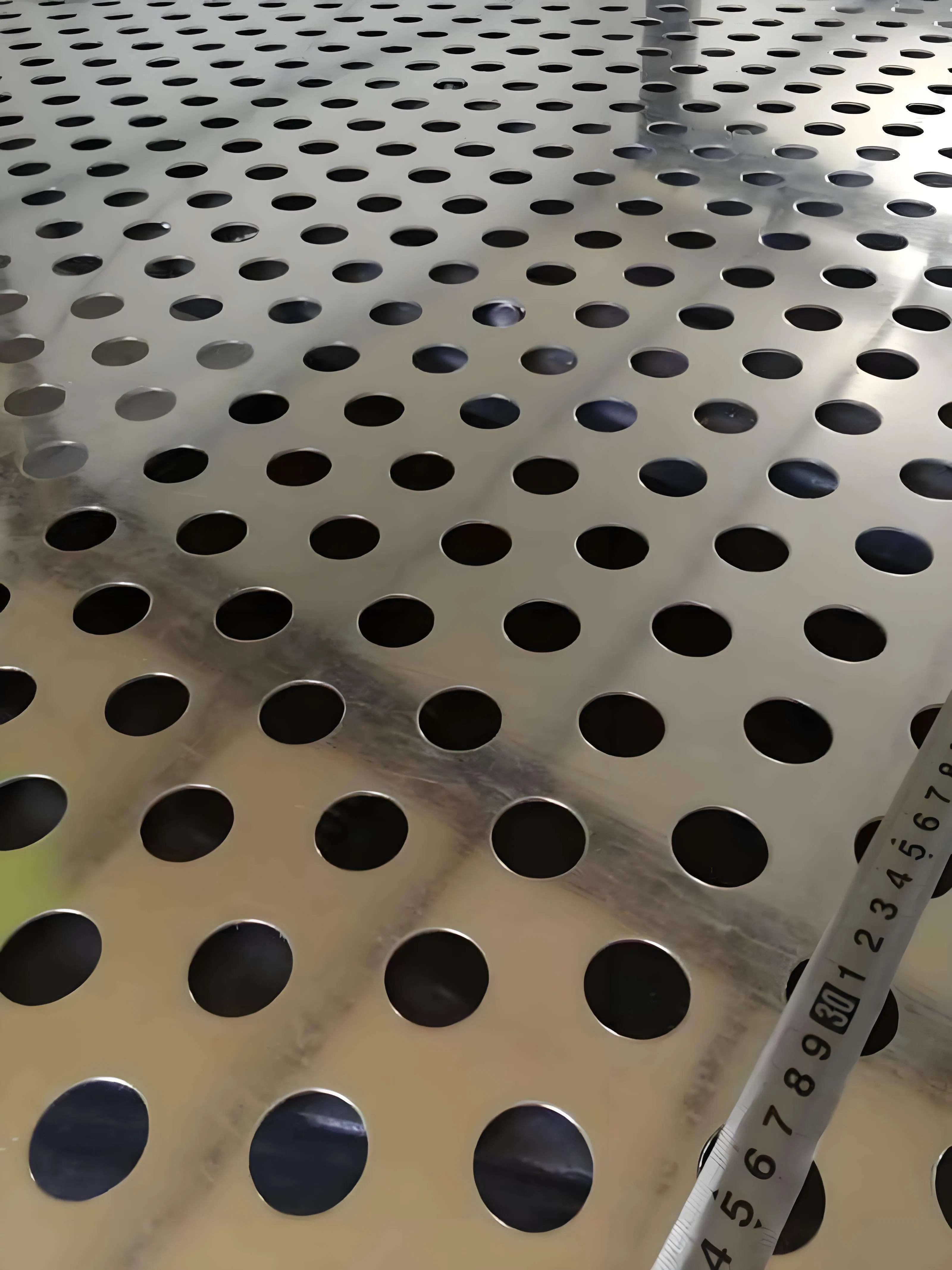 Stainless Steel Aluminum Perforated Sheets Honeycomb/Hexagonal/Circle Hole Metal Mesh for Industrial Decorative Use Screen