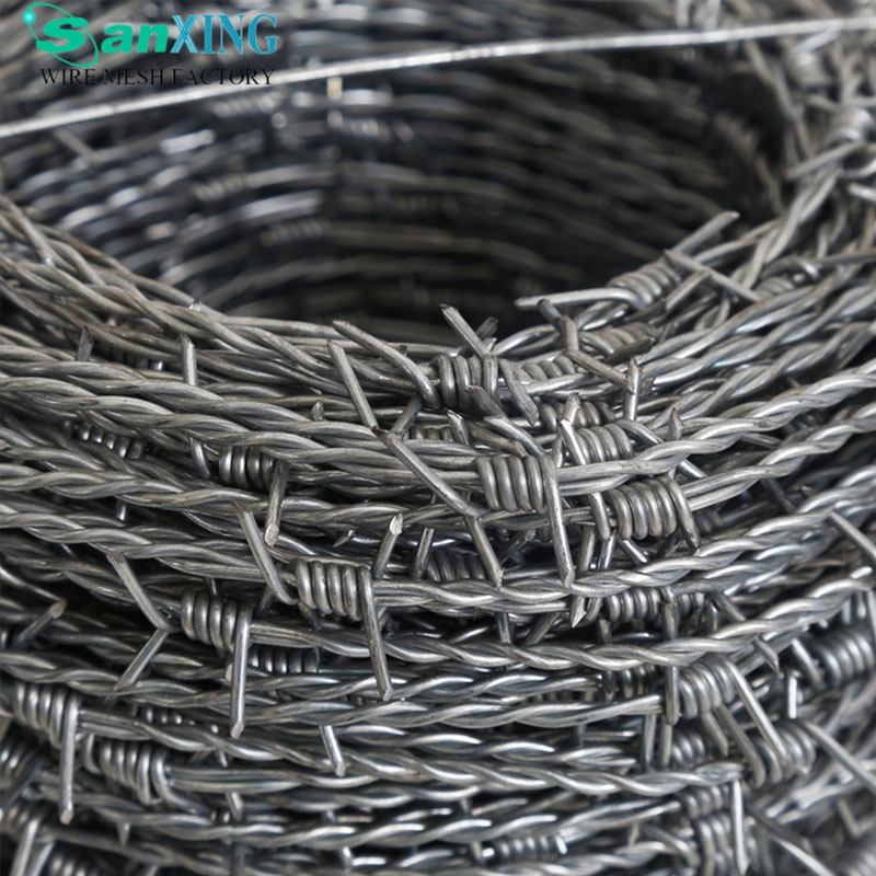 Factory Wholesale Hot Dipped Galvanized Farm Fence Barbed Wire PVC Coated Farm Safety Against Flight Barbed Wire Fence