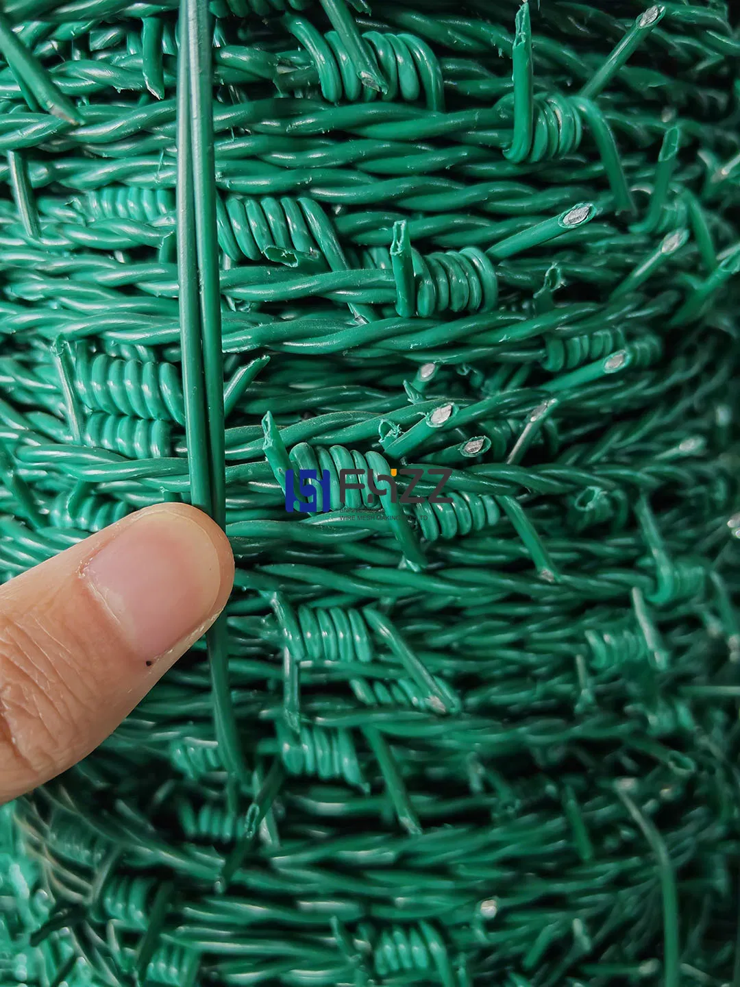 Hot-Dipped Galvanized Double Strand Carbon Steel Barbed Wire