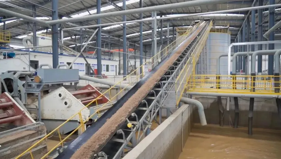 Pre-filtration conveying