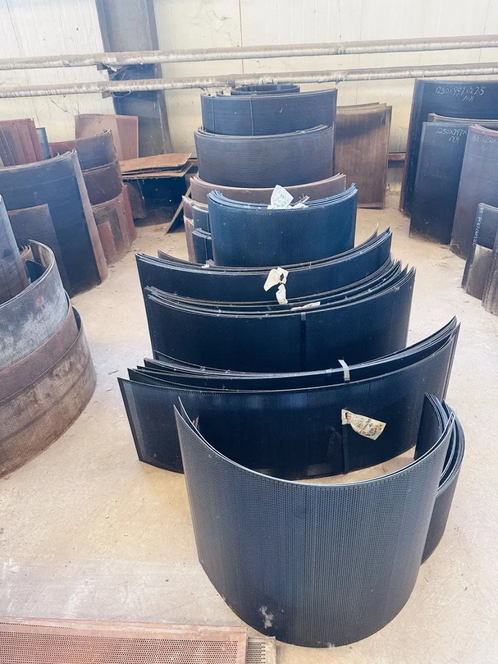 High Precision Agricultural Machinery Sieve Mesh Uniform Holes for Precise Filtration in Chemical Industry Equipment