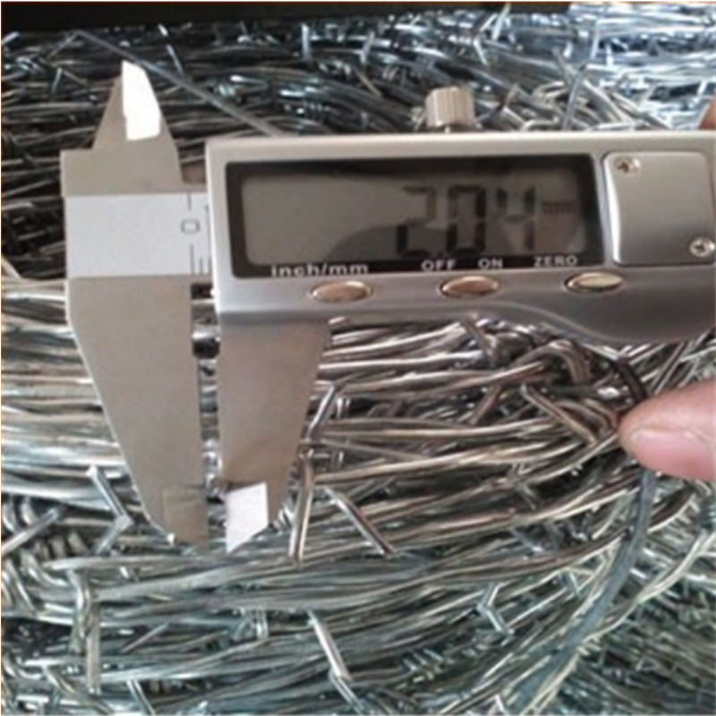 High-Tensile Galvanized Barbed Wire for Perimeter Security