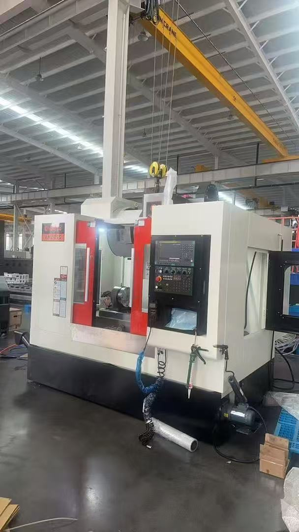 CNC Milling Vertical Machining Center Vmc855 Senmo High-Speed Machining