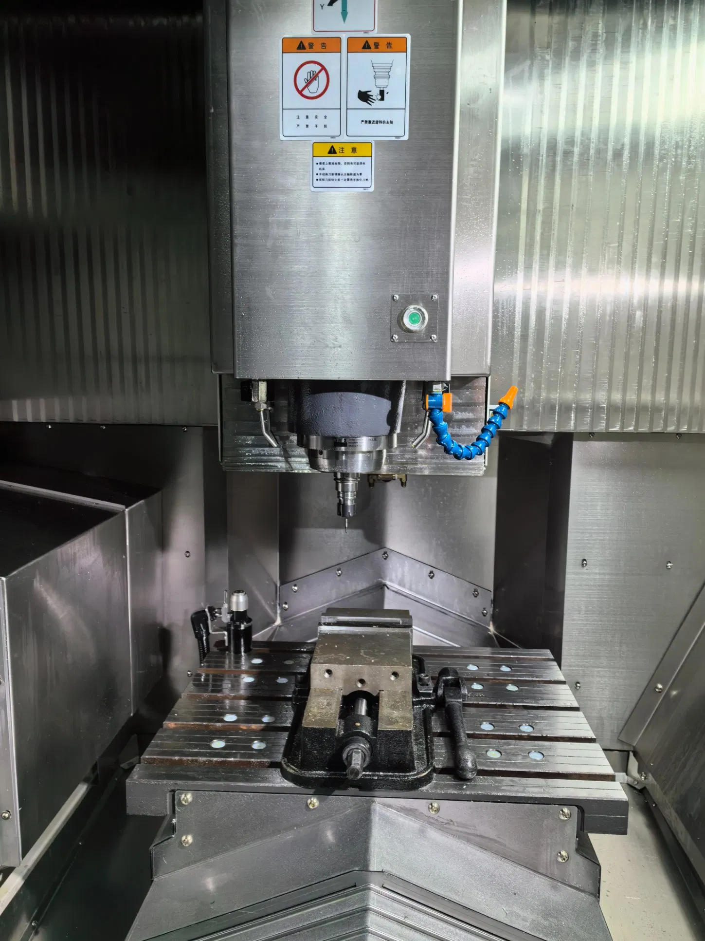 Makino Style Graphite Hot Bending Mold Processing CNC High Speed Machining Center