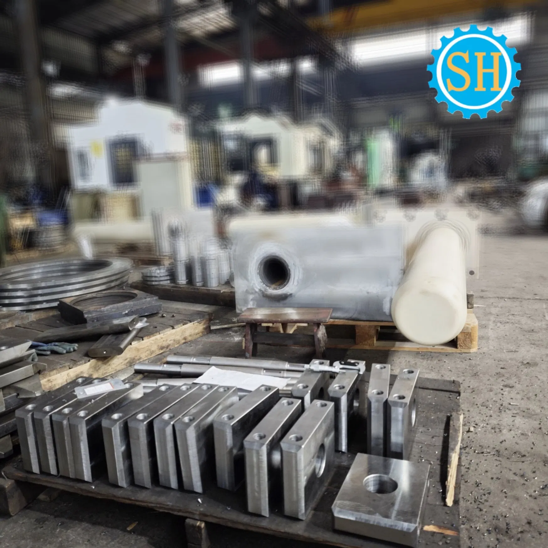 Custom Small Steel Holder Bracket Parts Drilling CNC Milling Machining Services Sanhui