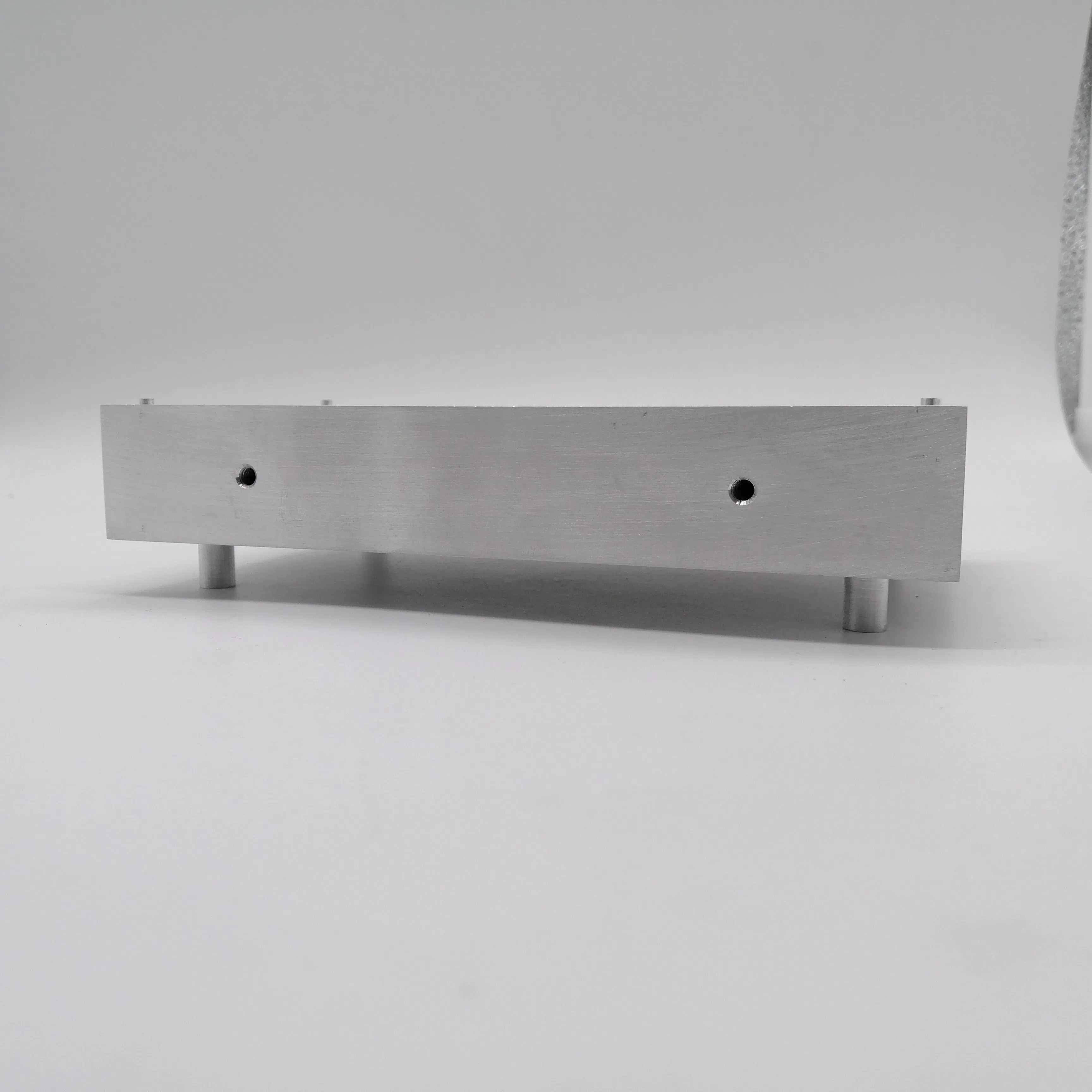 Automated Assembly Water Filling Machine Precision Processing Metal Milling Services CNC Machining Aluminum Prototypes