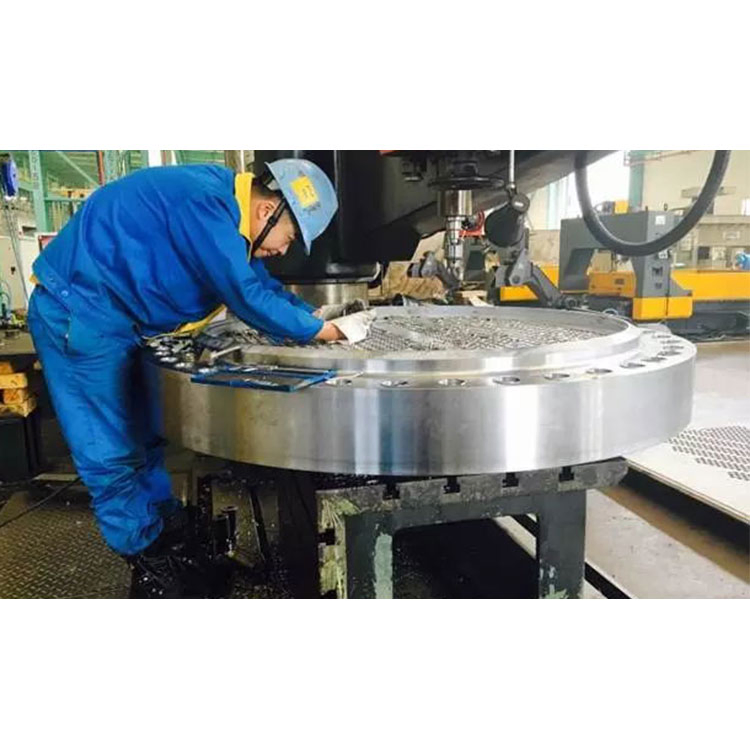 Precision Machining Services for Custom Tube Sheet Solutions