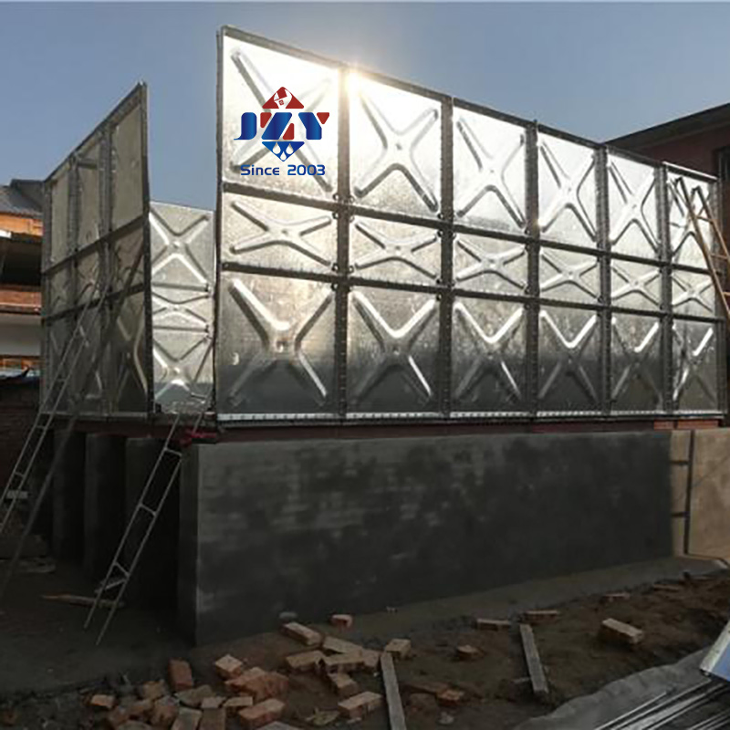 2800L Hot DIP Galvanized Galvanize Steel Water Tank Used in Farm Land