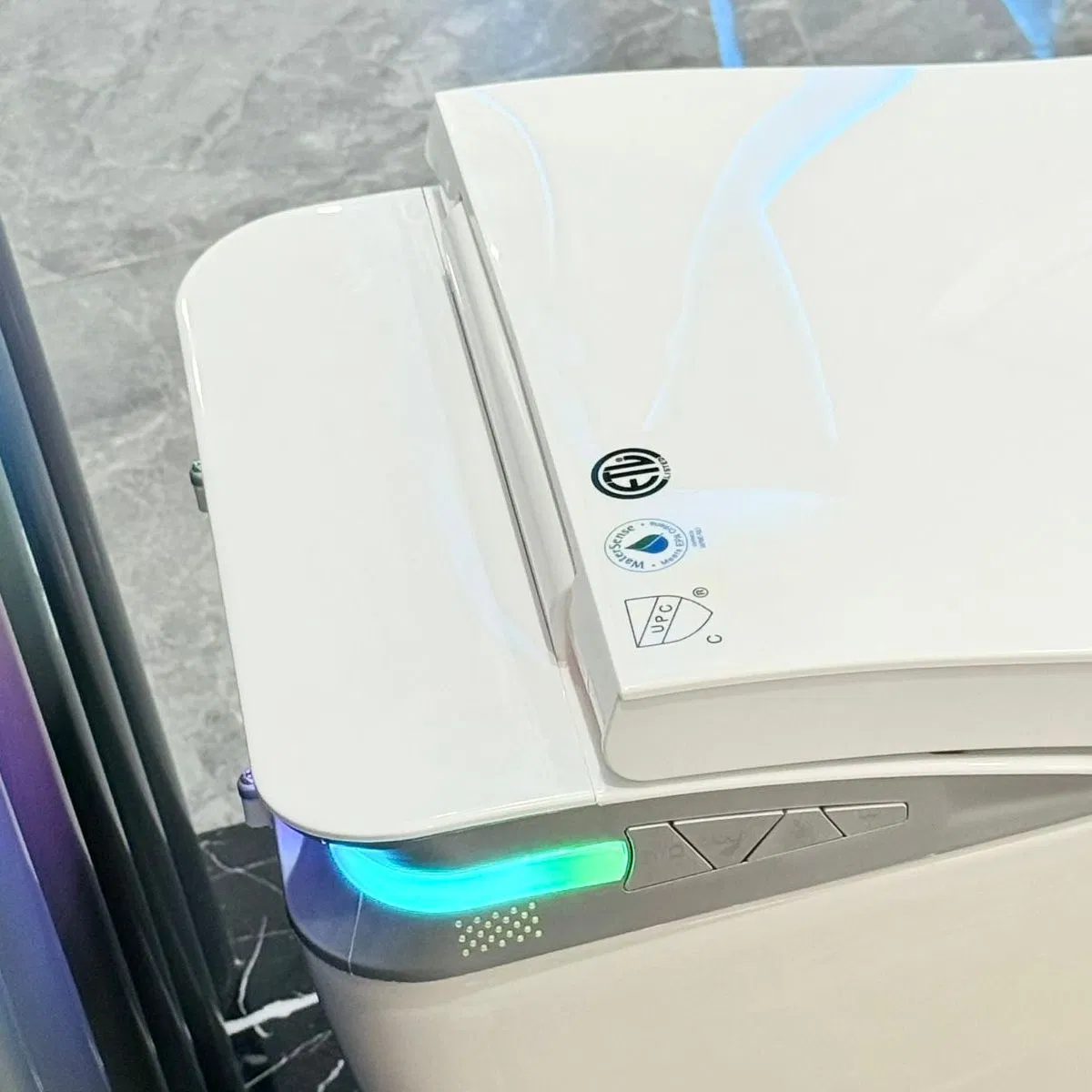 2025 Floor Standing Ceramic Automatic Inductive Intelligent Smart Toilet