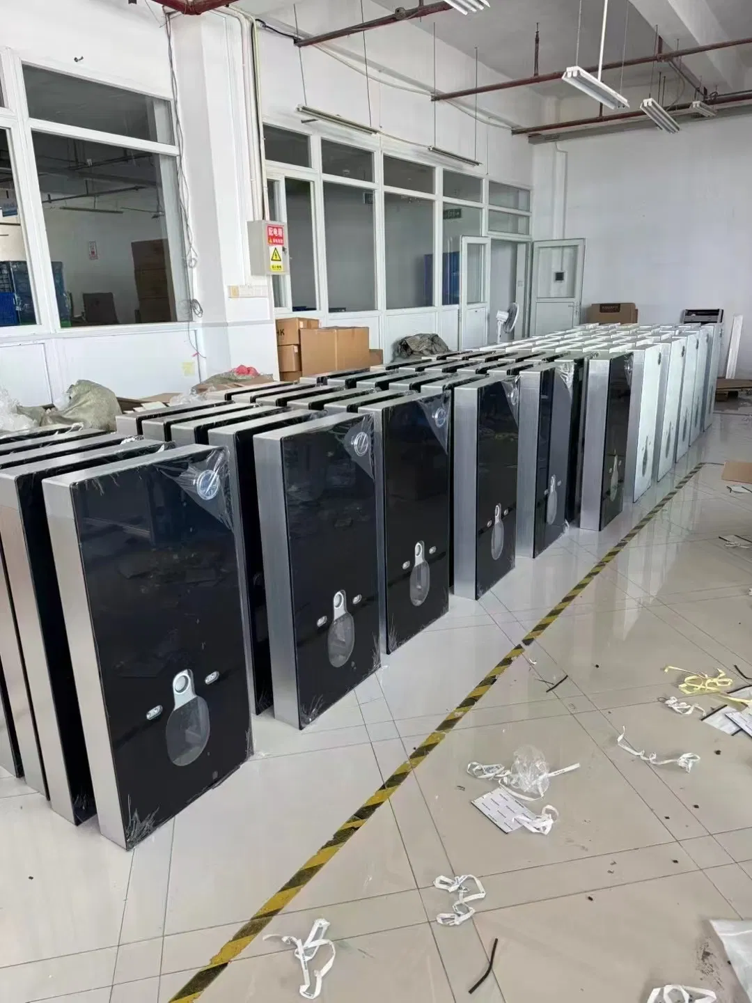 European Standard CE Wall Mounted Toilet Glass Cistern Dual Flush Cistern Toilet Water Tank