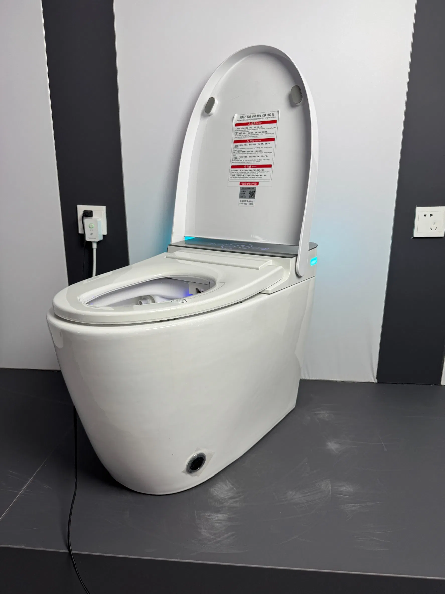 Foot Sensor Auto Flushing Remote Control Smart Tankless Intelligent Toilet for Bathroom