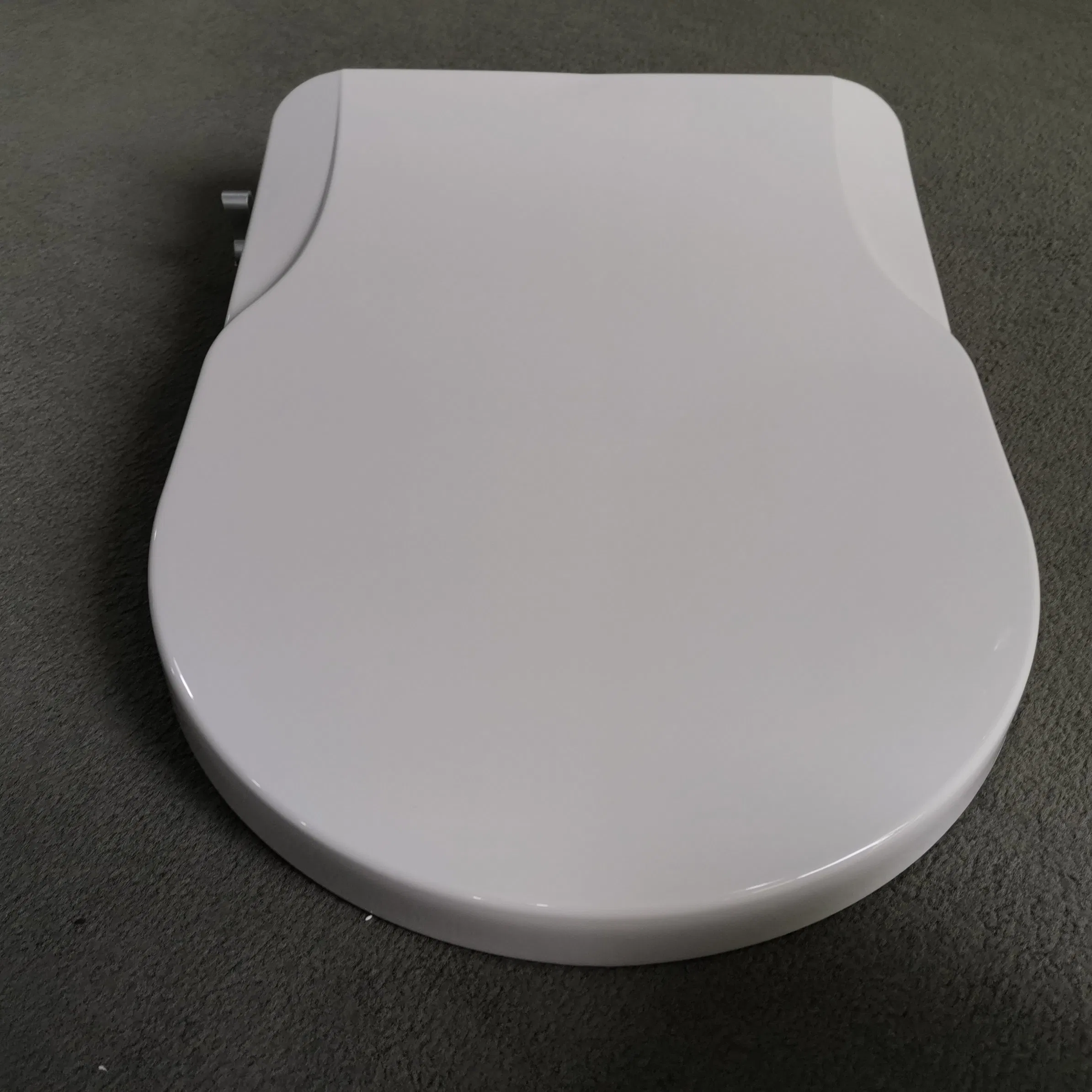 D-Shaped Soft Close Toilet Lid Dual Nozzle Self-Cleaning Bidet Seat Non Electric Elongated Shape Toilet Seat Bidet