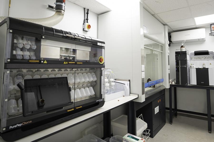 How to choose a reliable peptide API manufacturer for pharmaceutical development