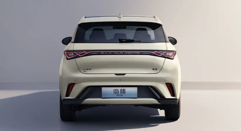 BYD Dolphin Detailed View 3