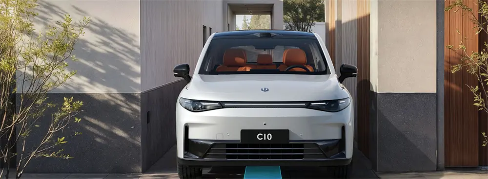 Smart Narrow Parking Assistance