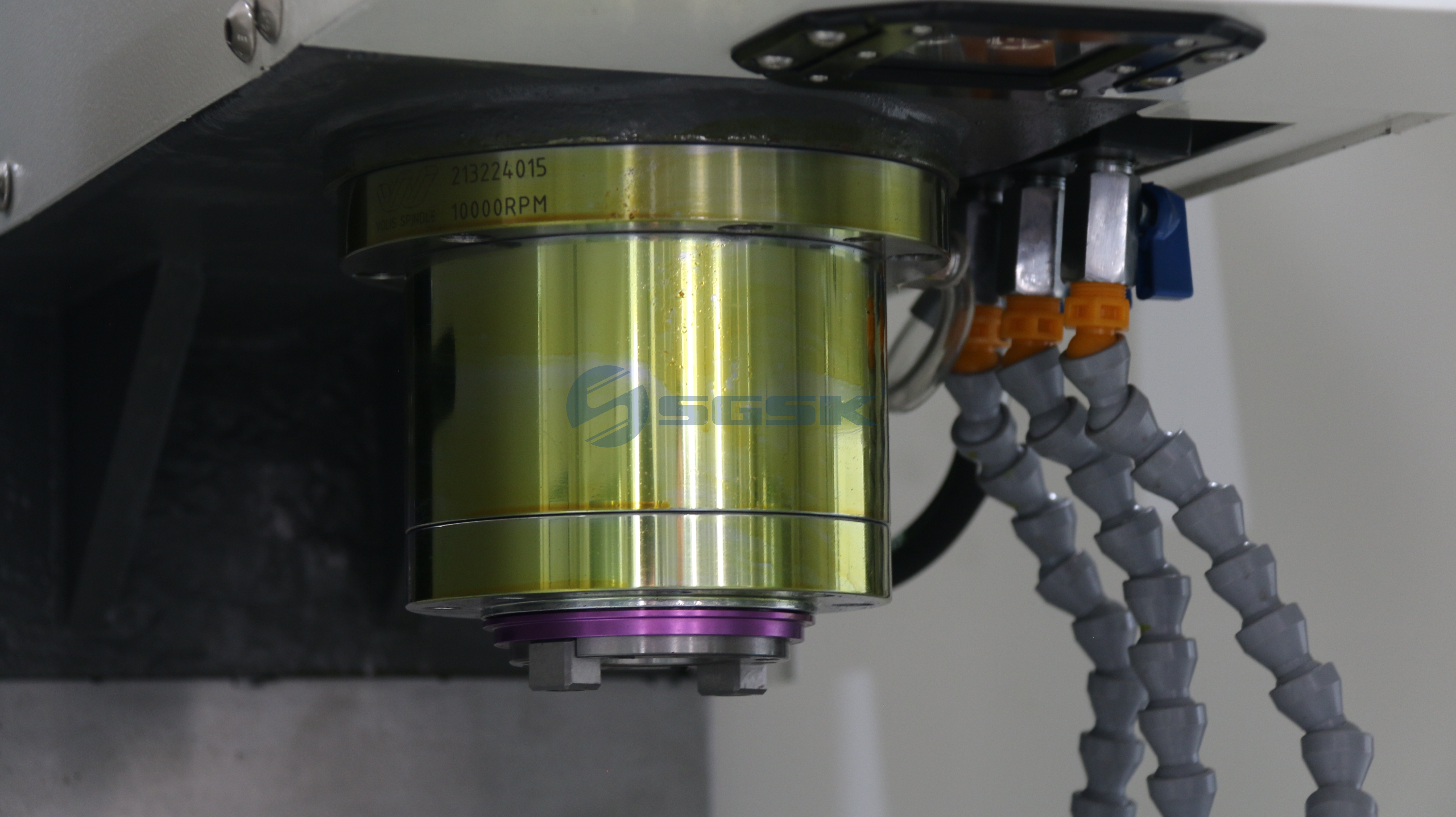 SGSK High-speed Precision 4 Axis Milling Machine In China XH7124 Price List China Milling Machine