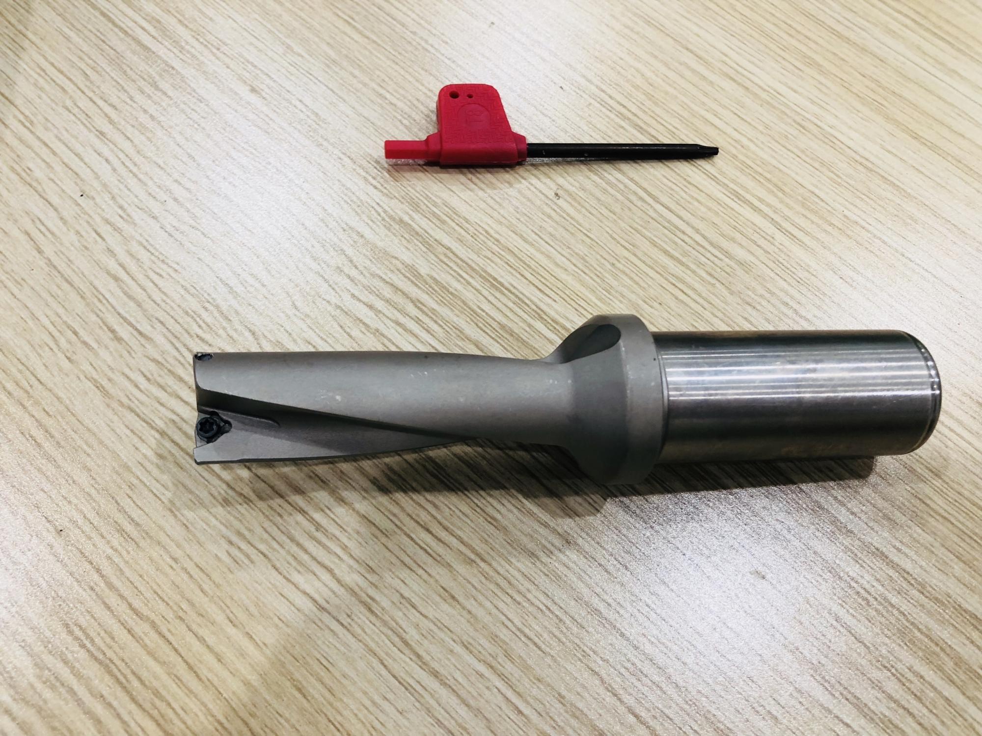 Indexable drills detail 1